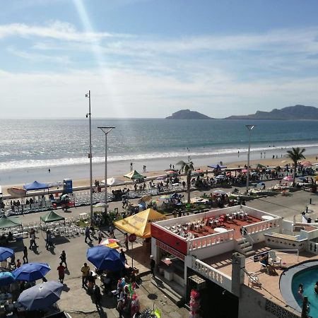 Departamento en malecon Portico Beach Mazatlán Exterior foto