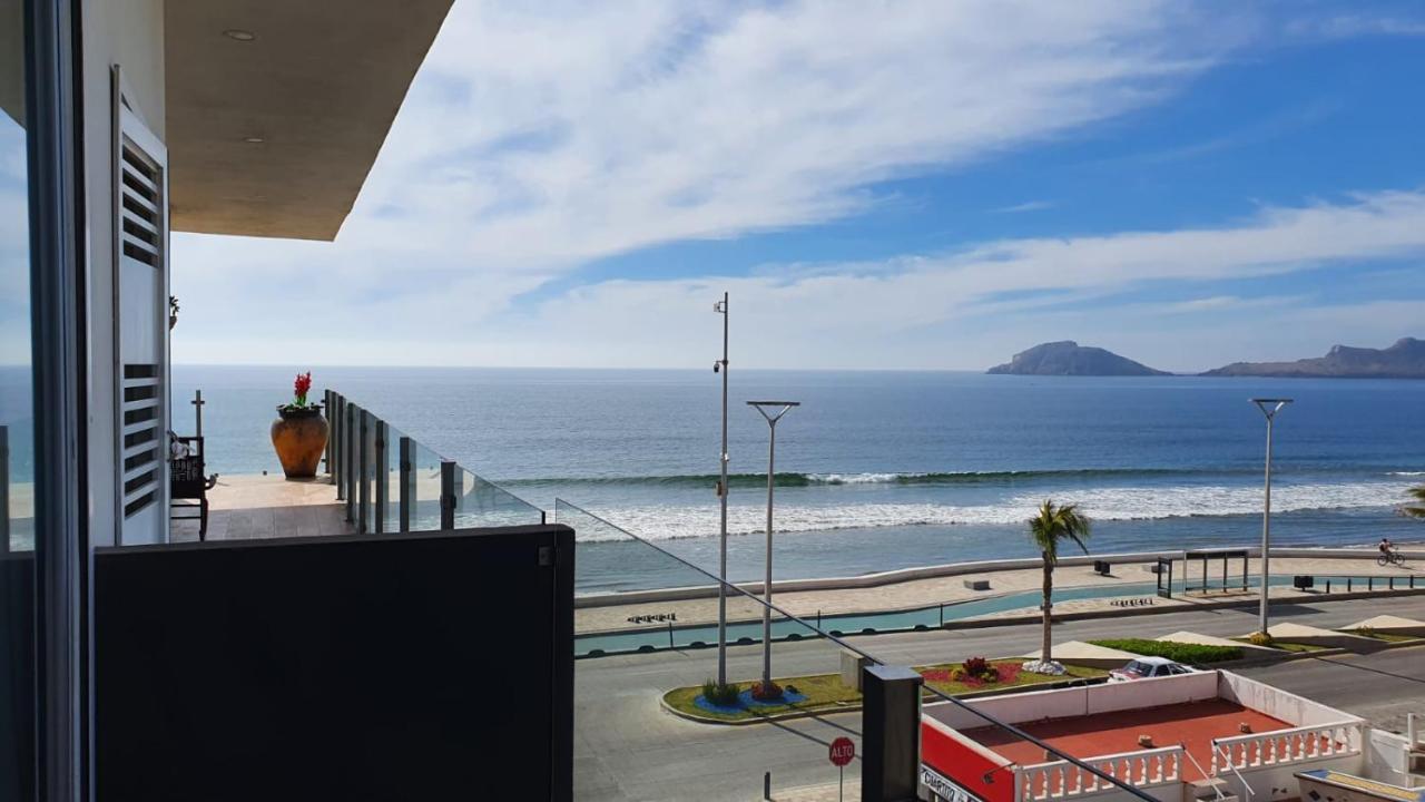 Departamento en malecon Portico Beach Mazatlán Exterior foto